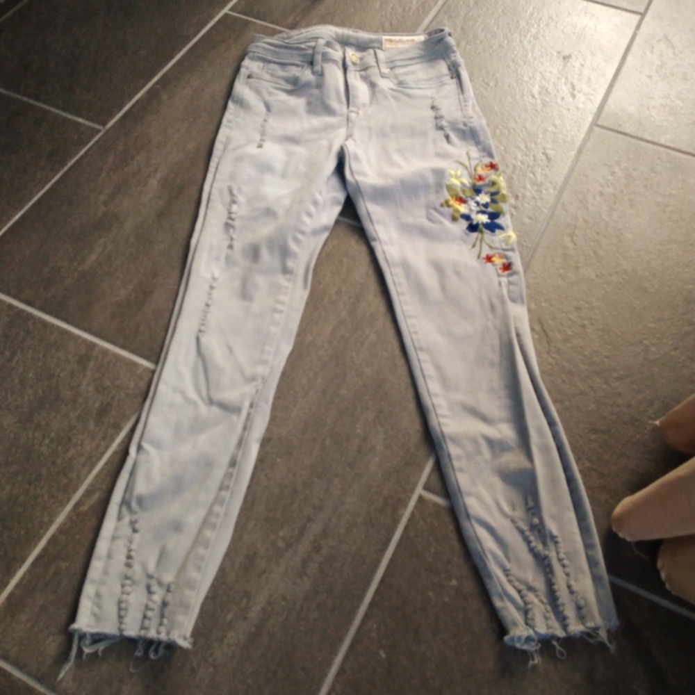Wishlist Grey Distressed Skinny Jeans Size S
